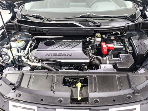 Used 2025 Nissan Rogue SV AWD/4WD image 27