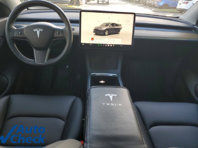 Used 2022 Tesla Model Y Long Range AWD/4WD image 13