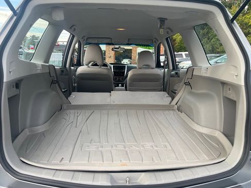 Used 2011 Subaru Forester 2.5X w/ Alloy Wheel Value Pkg image 6