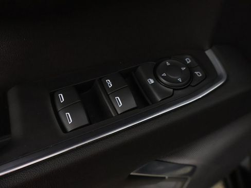 Used 2024 Chevrolet Silverado 1500 LT image 30