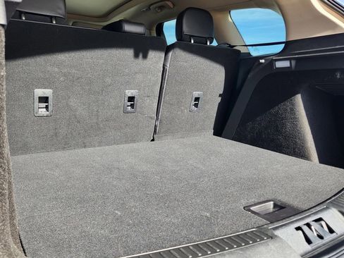 Used 2024 Lincoln Corsair Grand Touring image 18