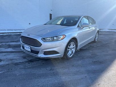 Used 2016 Ford Fusion SE
