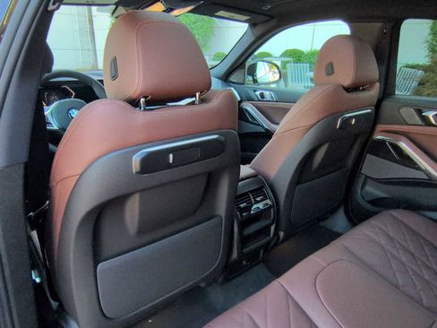 New 2026 BMW X6 xDrive40i w/ Premium Package image 19