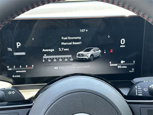 New 2025 Nissan Kicks SR image 21