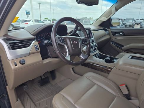 Certified 2020 GMC Yukon SLT w/ Premium Edition RWD image 12