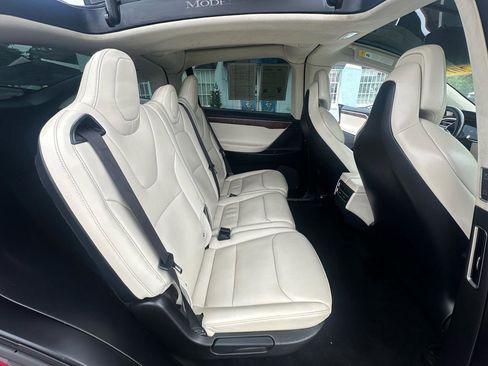 Used 2017 Tesla Model X 100D AWD/4WD image 10