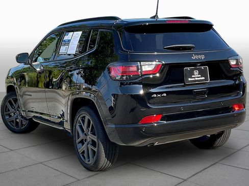 Used 2024 Jeep Compass Limited w/ High Altitude Package AWD/4WD image 23