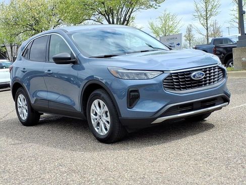 Used 2024 Ford Escape Active AWD/4WD image 7