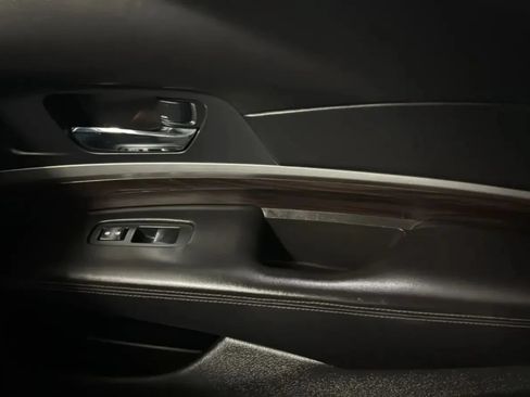 Used 2015 Acura RLX w/ Technology Package FWD image 17