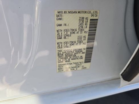 Used 2016 Nissan Frontier SV image 34