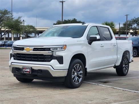 Used 2023 Chevrolet Silverado 1500 LT image 3