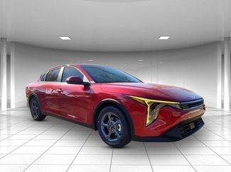 New 2025 Kia K4 LXS video 1