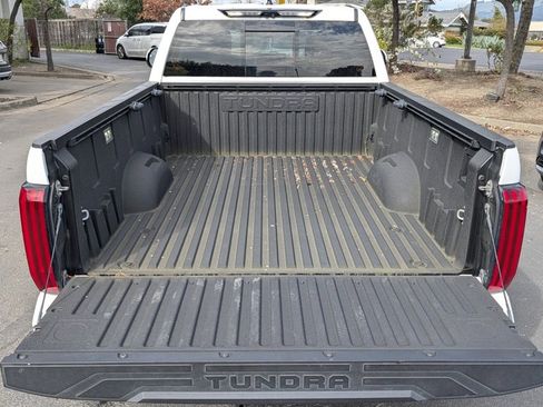 Used 2022 Toyota Tundra Limited image 11