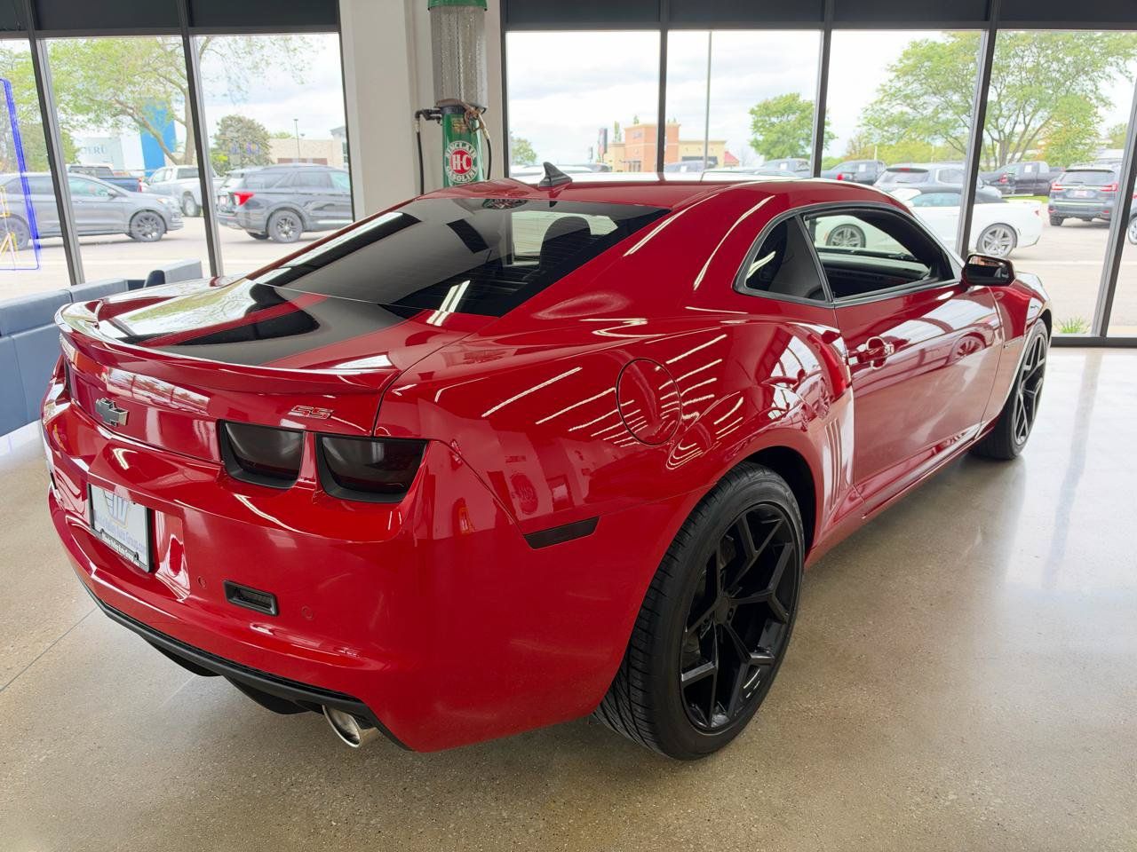 Used 2011 Chevrolet Camaro SS w/ RS Package RWD image 7