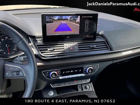 Used 2023 Audi Q5 2.0T Premium w/ Convenience Package image 6