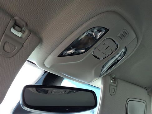 Used 2019 Jeep Compass Latitude w/ Popular Equipment Group image 27