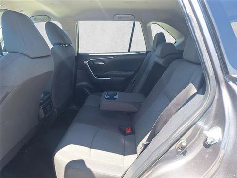 Used 2024 Toyota RAV4 XLE AWD/4WD image 15