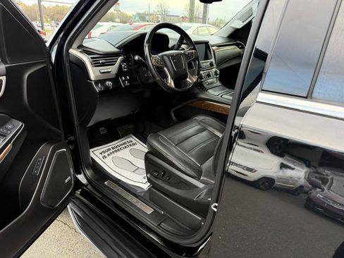 Used 2020 GMC Yukon XL Denali image 7