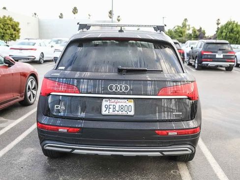 Used 2023 Audi Q5 2.0T Premium w/ Convenience Package image 5