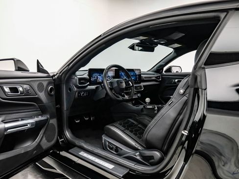 Used 2024 Ford Mustang GT Premium w/ GT Performance Package image 46