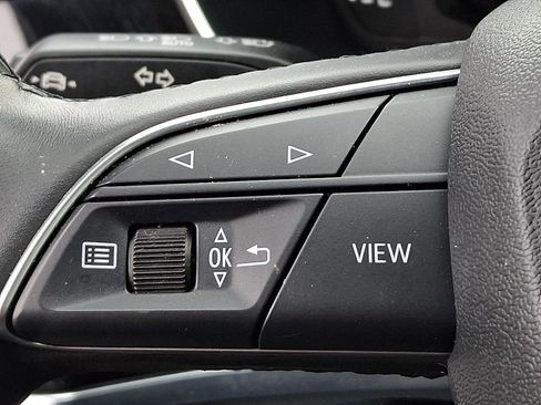 Used 2023 Audi Q3 2.0T Premium image 21