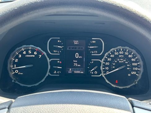 Used 2019 Toyota Tundra SR5 w/ SR5 Upgrade Package AWD/4WD image 35
