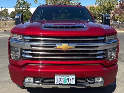 Used 2022 Chevrolet Silverado 3500 High Country AWD/4WD image 2