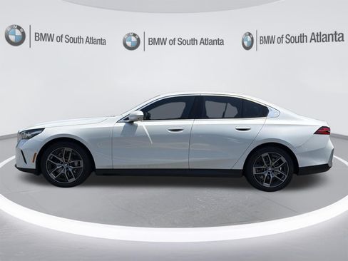 New 2027 BMW 530i w/ Premium Package RWD image 21