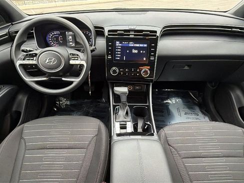 Used 2024 Hyundai Santa Cruz SE image 25