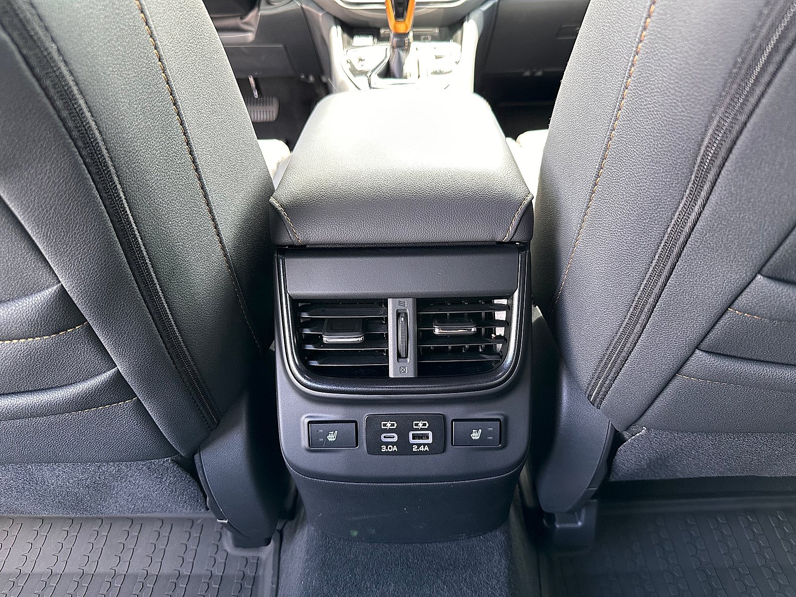 Used 2025 Subaru Outback Wilderness AWD/4WD image 14