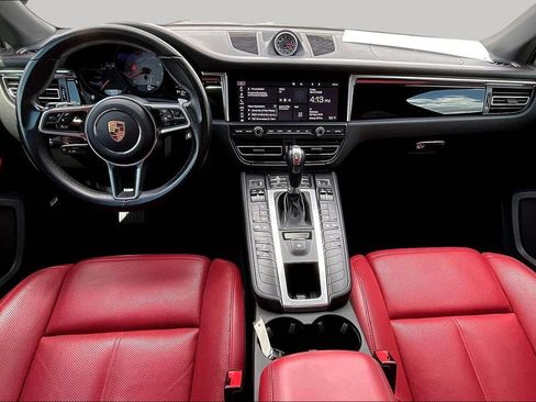 Used 2020 Porsche Macan S AWD/4WD image 7
