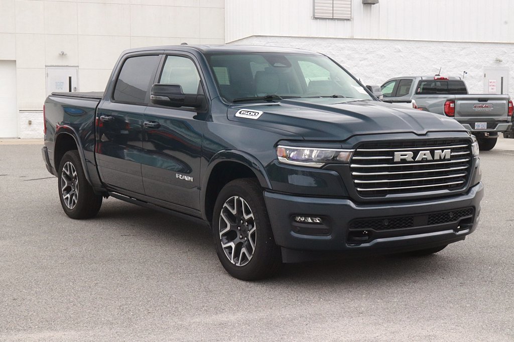 Used 2026 RAM 1500 Laramie AWD/4WD image 3