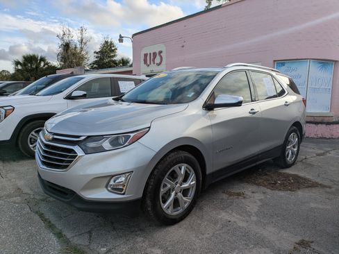 Used 2021 Chevrolet Equinox Premier image 8