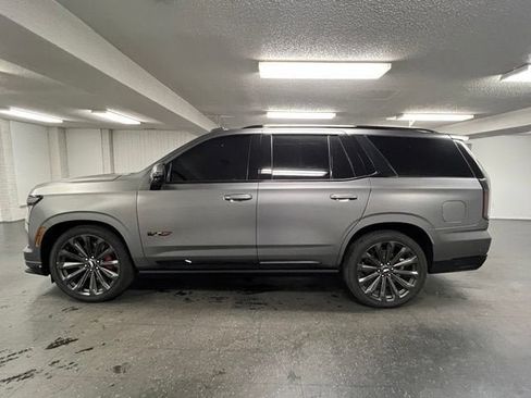 Certified 2026 Cadillac Escalade V w/ LPO, Onyx Lite Package AWD/4WD image 2