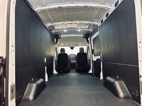 New 2026 Ford Transit 250 148 Medium Roof w/ Load Area Protection Package image 21