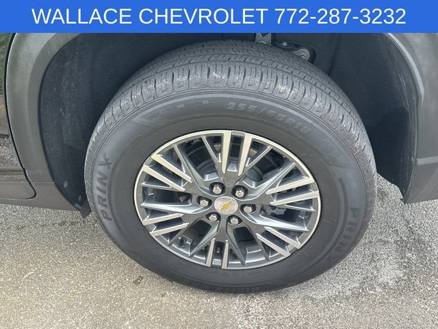 Used 2024 Chevrolet Traverse LS FWD image 12
