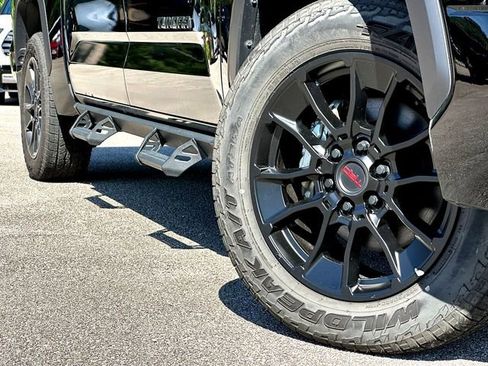 New 2025 Toyota Tundra Limited AWD/4WD image 2