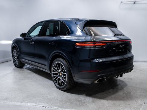 Used 2020 Porsche Cayenne image 3