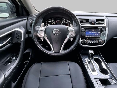 Used 2018 Nissan Altima 3.5 SL FWD image 6