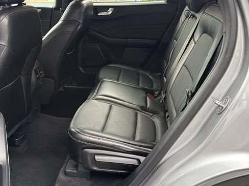 Certified 2024 Ford Escape Platinum AWD/4WD image 23