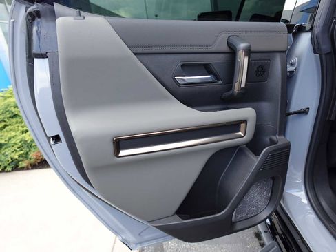 Used 2024 GMC Hummer EV 3X w/ Extreme Off-Road Package AWD/4WD image 33