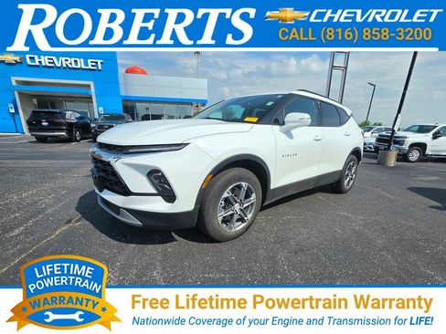 Used 2023 Chevrolet Blazer LT AWD/4WD image 1