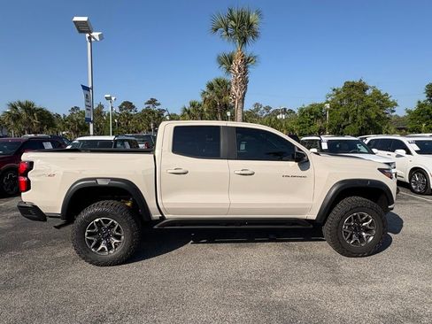 New 2026 Chevrolet Colorado ZR2 AWD/4WD image 8