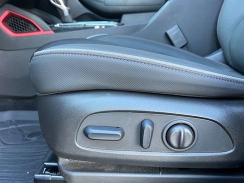 Used 2023 Chevrolet TrailBlazer RS w/ Sun and Liftgate Package image 13