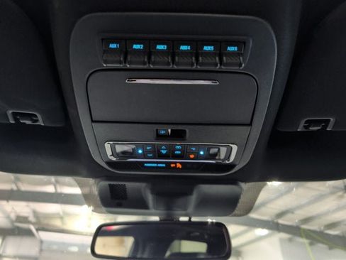 Used 2025 Ford F350 Platinum AWD/4WD image 13