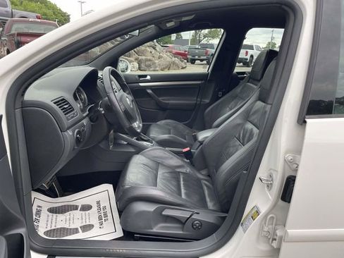 Used 2009 Volkswagen GTI 4-Door FWD image 16