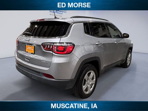 Used 2024 Jeep Compass Latitude AWD/4WD image 5