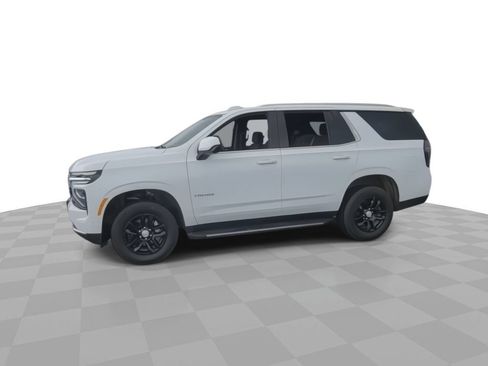 Used 2025 Chevrolet Tahoe LS w/ Max Trailering Package AWD/4WD image 4