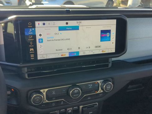 New 2026 Jeep Wrangler Unlimited Sport image 17