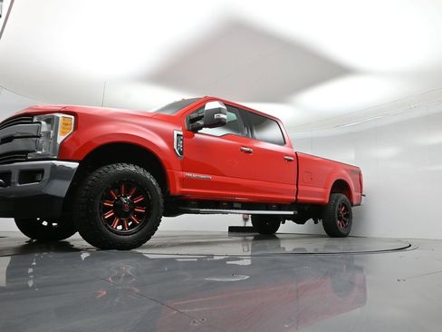 Used 2017 Ford F350 Lariat w/ Lariat Ultimate Package image 43